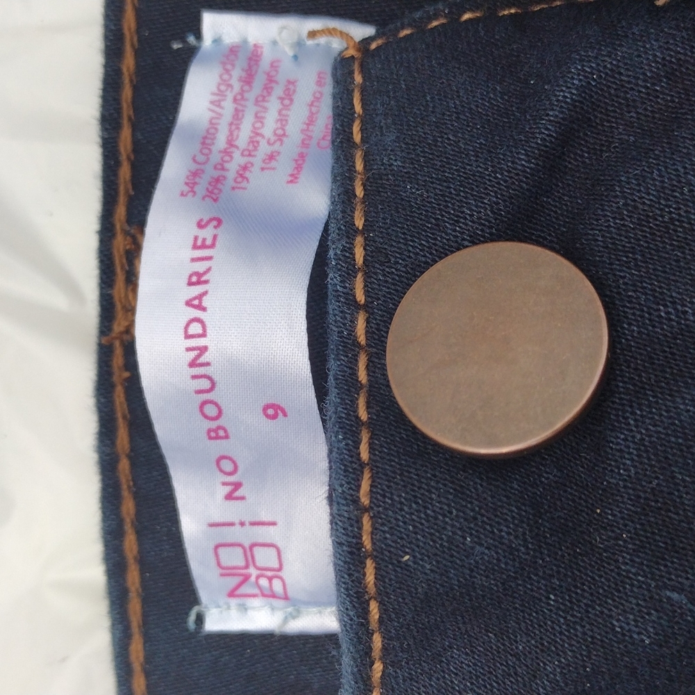 Jeans - Picture 2 of 3